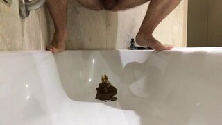 nice shit into bath