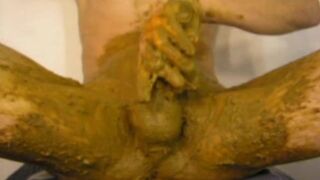 Orgasm in Shit - 10min extreme scat smearing