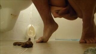 Me shitting on my feet and cumming on my shit